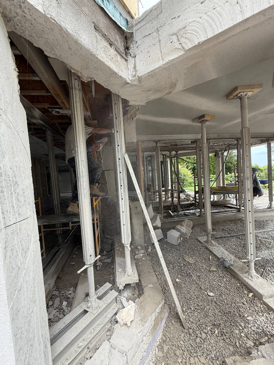 IMAGE 2025-11-24 102650.jpg